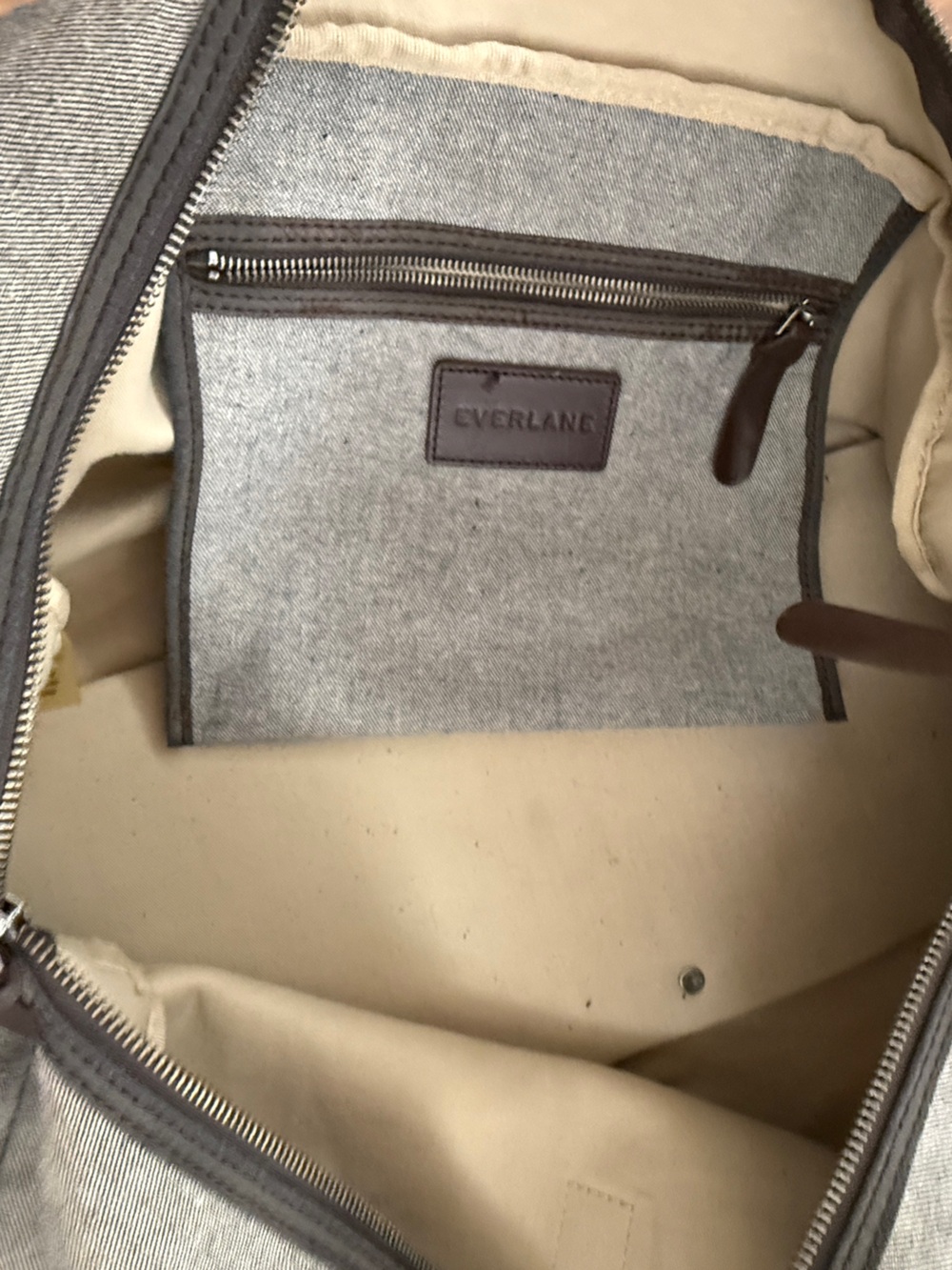Everlane Weekender Duffel Bag – Grey Canvas & Leather - Picture 16 of 16
